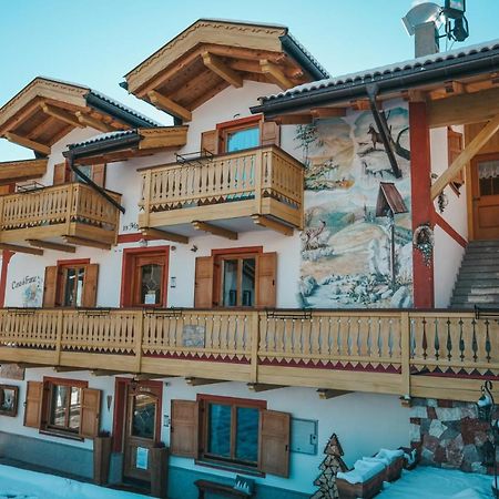 Hotel Casa Di Franz à Vigo di Fassa Extérieur photo