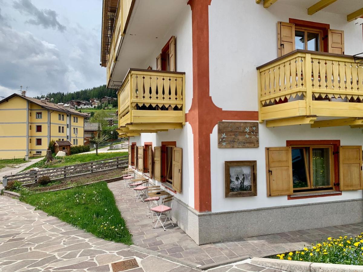 Hotel Casa Di Franz à Vigo di Fassa Extérieur photo